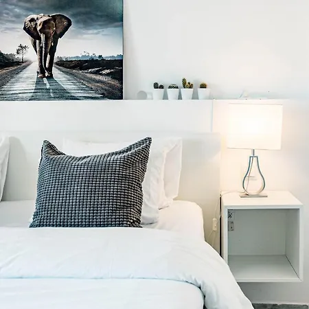 Apartment Sat2 - Modern 2 Bedroom With Ocean View