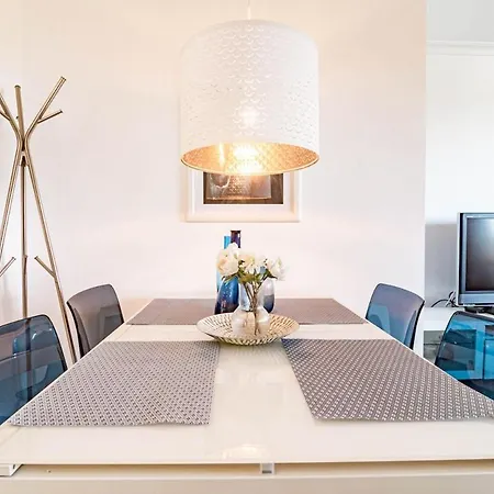 Sat2 - Modern 2 Bedroom With Ocean View Apartment Marbella